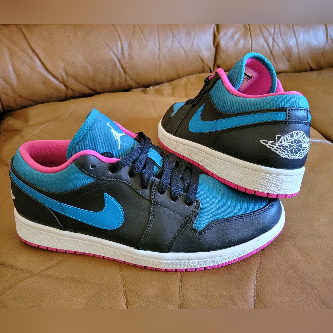 Men's Nike Air Jordan 1 Retro Low Tropical Teal Size 8 ( Mint Condition)